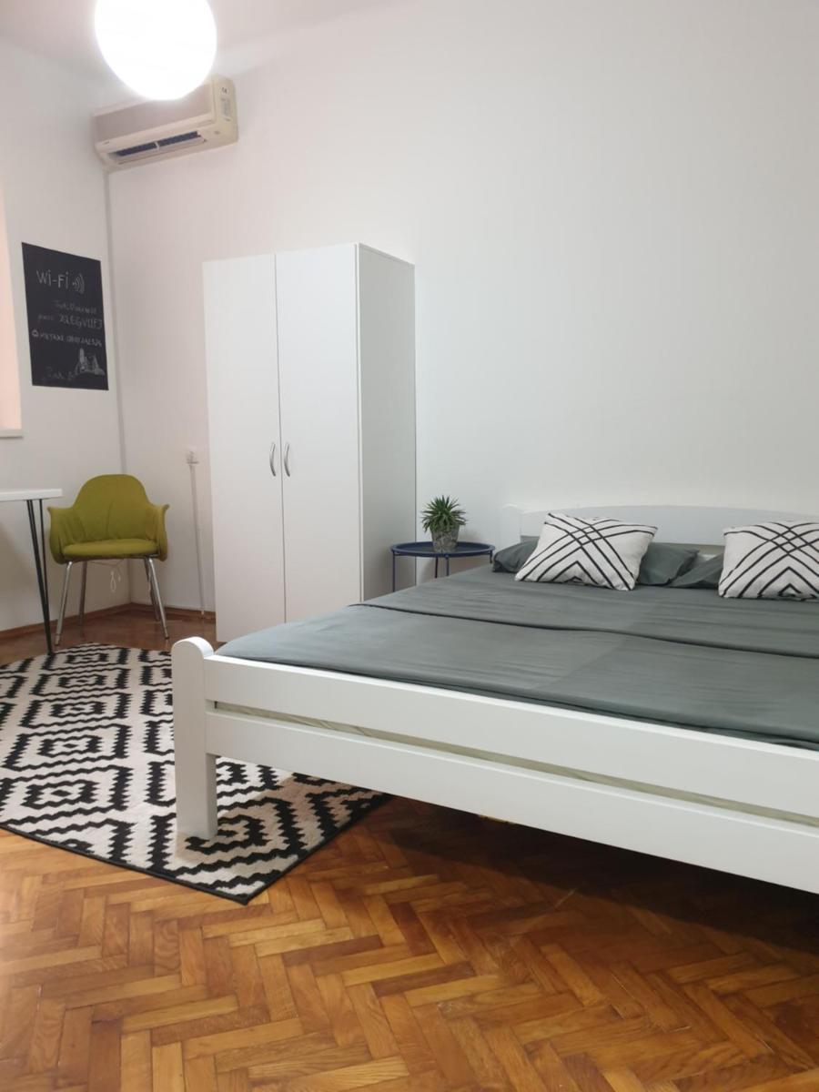 Apartman Park Jagodina-studio u centru grada - Housity