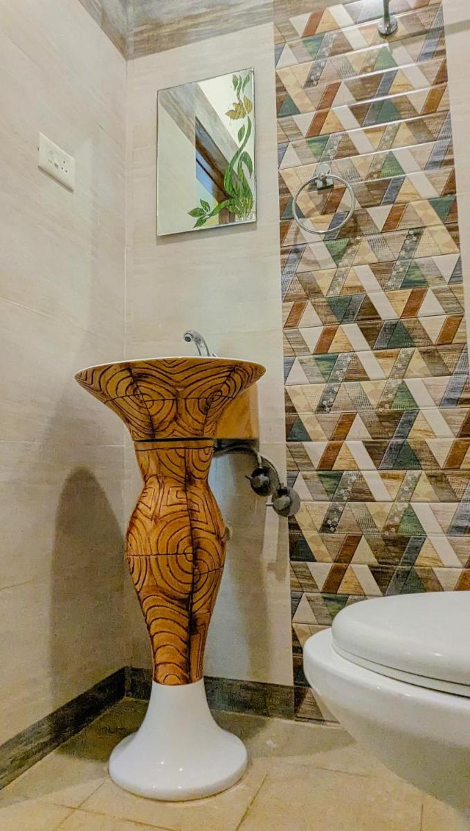 Santana Guest House - Housity