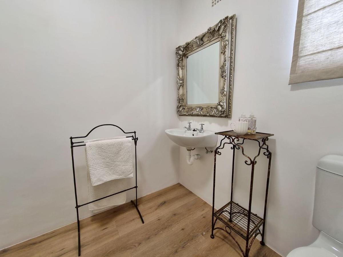 Palmview House - Housity