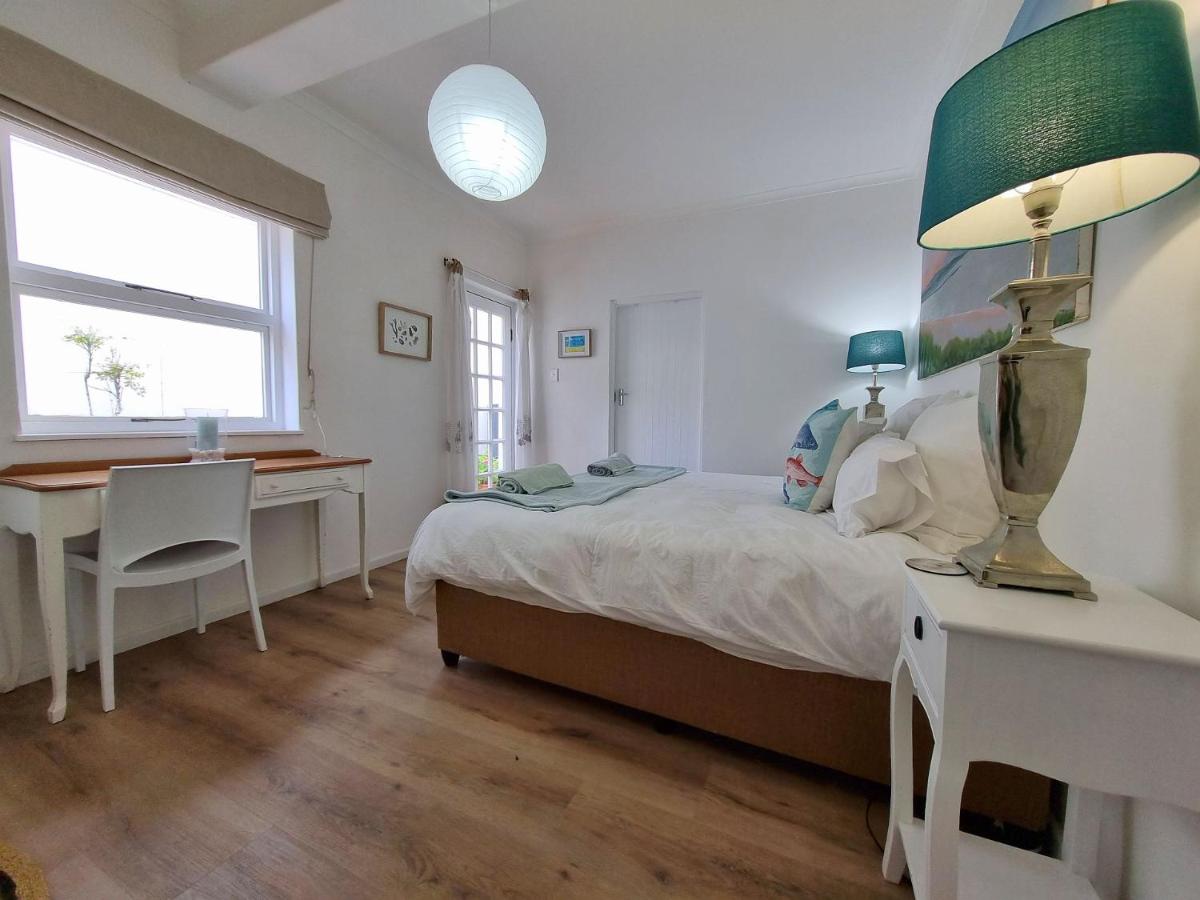 Palmview House - Housity