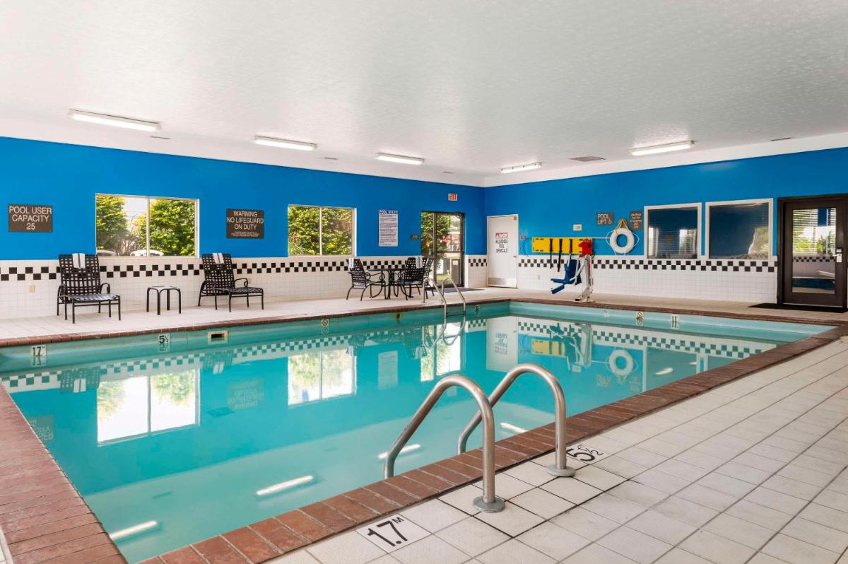 Comfort Inn Edinburgh - Columbus - Housity