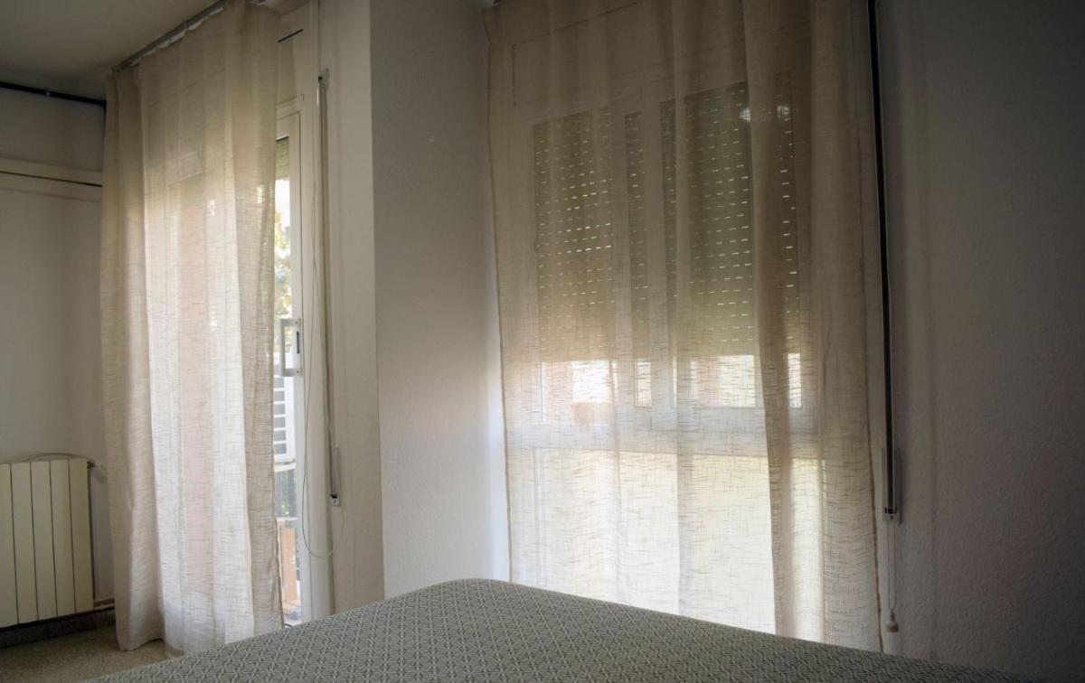 Apartamentos Atlas Terrassa IV (Les Escoles) - Housity