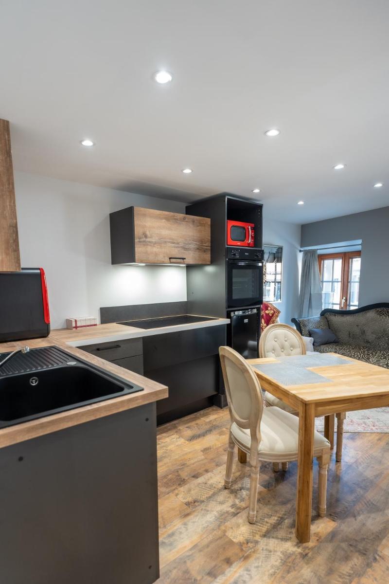 Appartement des chevaliers - Designed by C.M - Housity