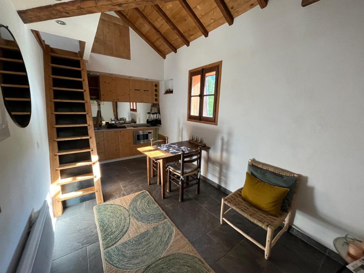 un nid sous les toits - Housity