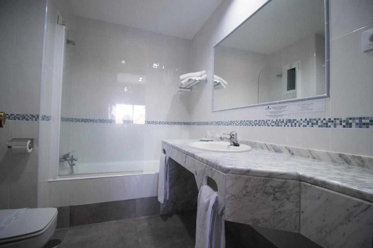 Hotel Caribe - Housity