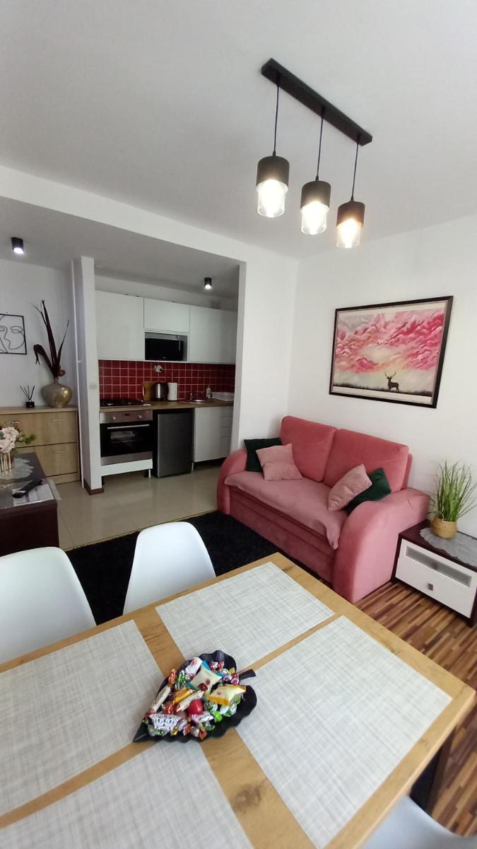 MK Apartament V - Housity