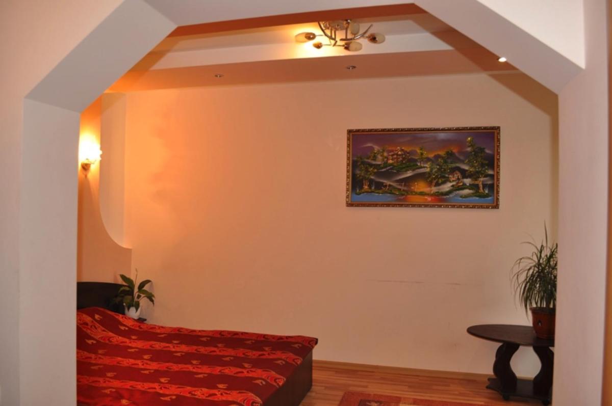 Hotel Ellegance - Housity