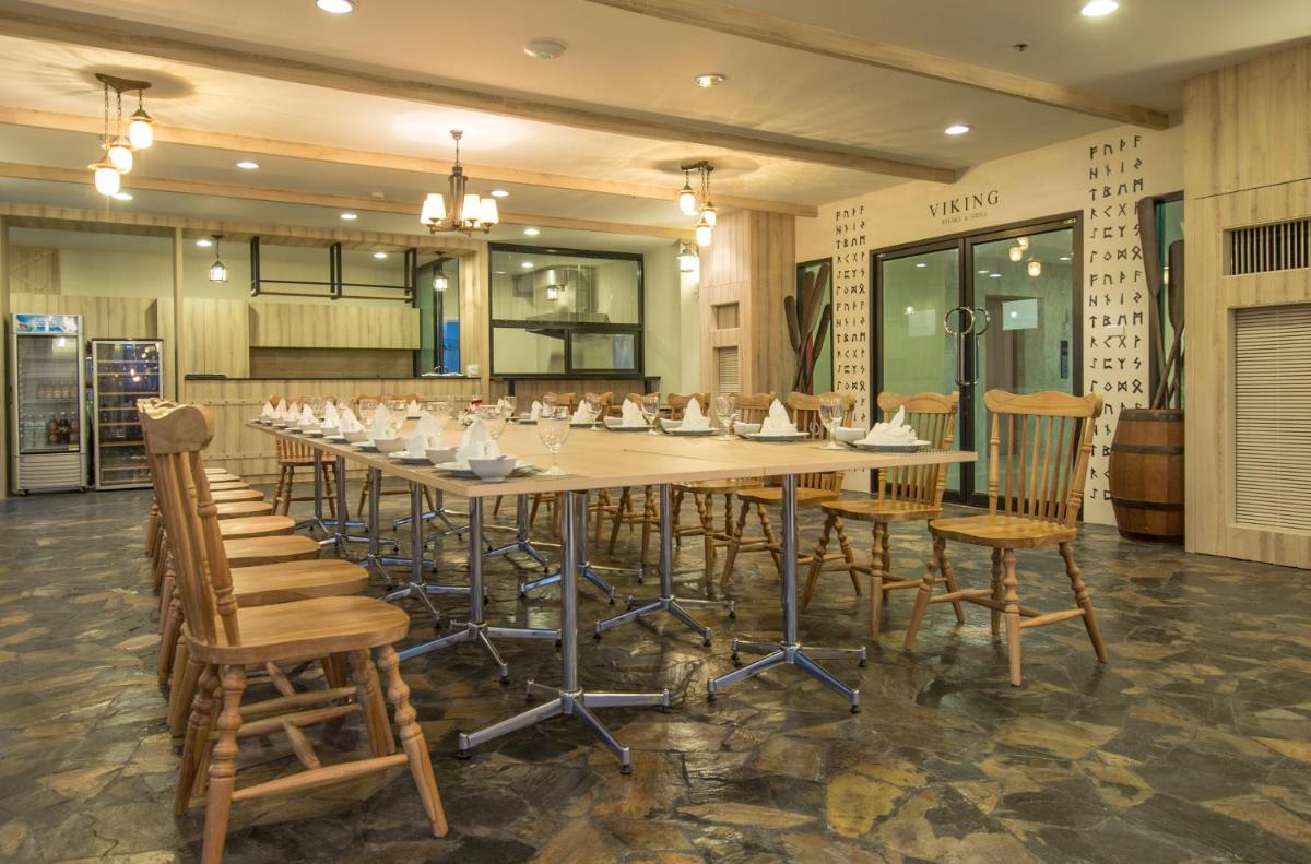 Prachuap Grand Hotel - Housity