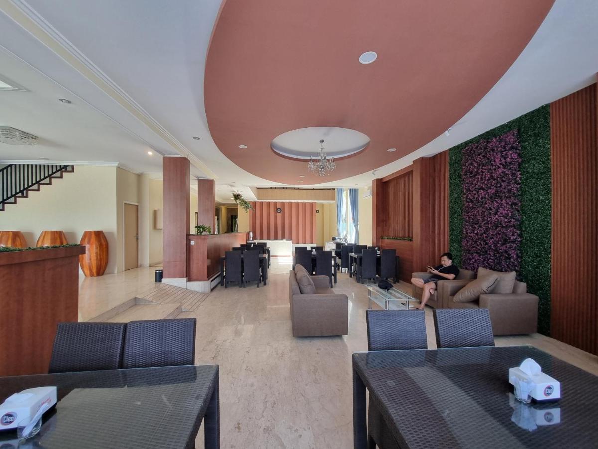 core inn juwita hotel - Housity
