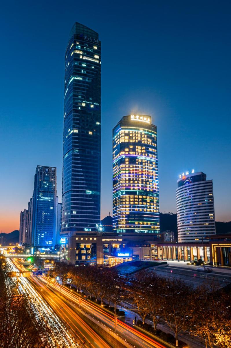 The Grand Guizhou Park Hotel - Housity