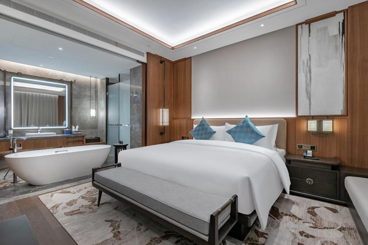 The Grand Guizhou Park Hotel - Housity