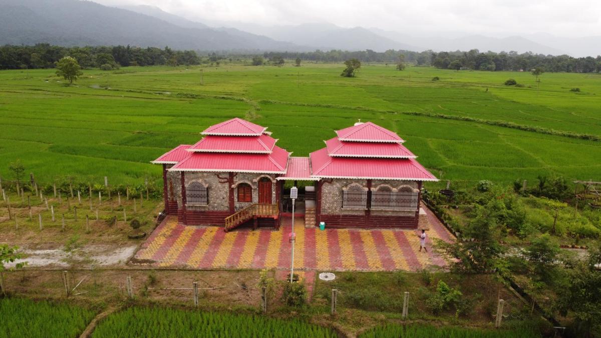 The GreyStone FarmHouse, Turibari - Housity