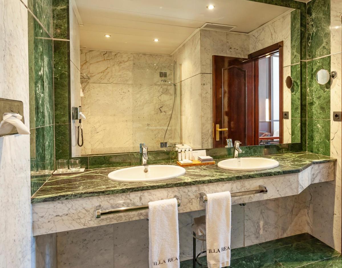 Un baño de Hotel Villa Real, a member of Preferred Hotels & Resorts