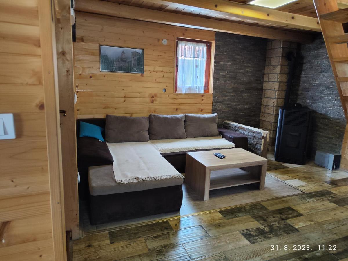 Vila Carobna suma Tara - Housity