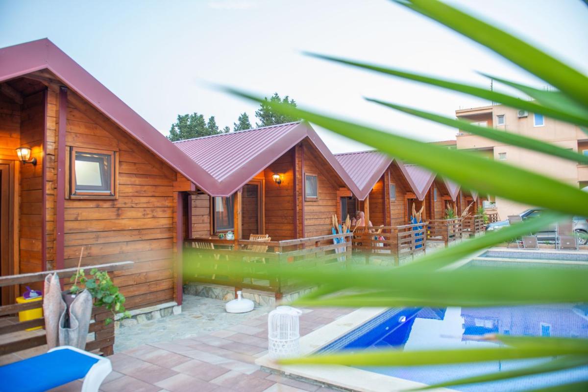 Apartments and bungalow Casa Palma - Housity