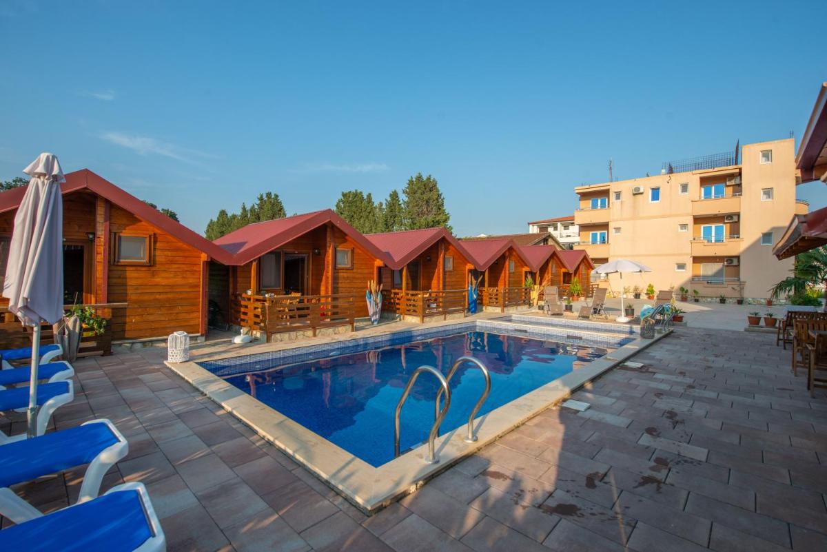 Apartments and bungalow Casa Palma - Housity