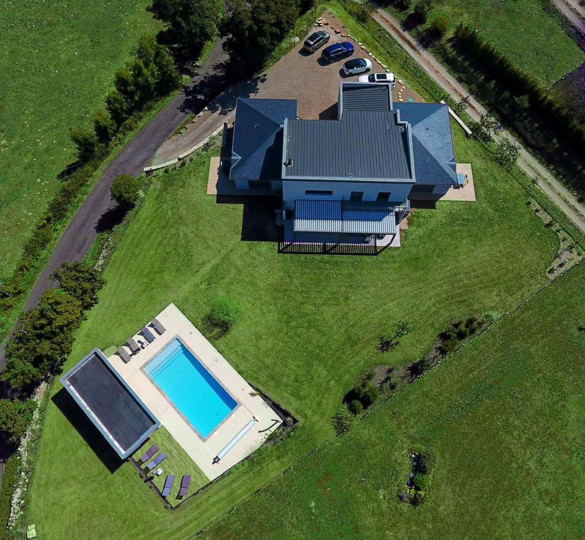 Le Gîte City Haut de gamme, Jardin, Piscine - Housity