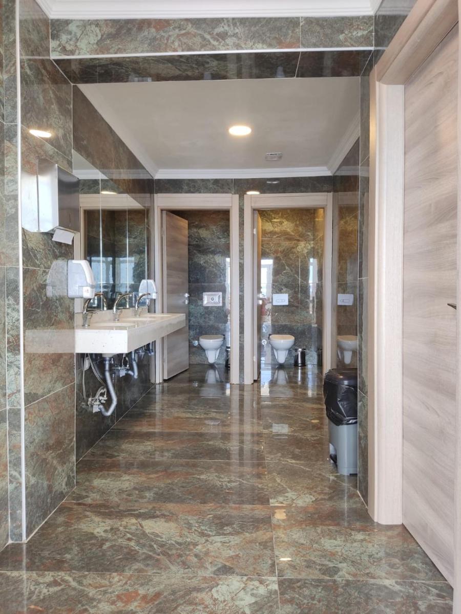 Ni Marin Hotel - Housity