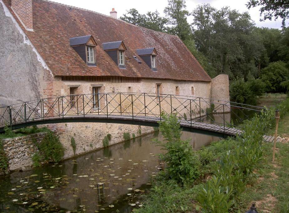 Les communs du château de Chaussepot - Housity