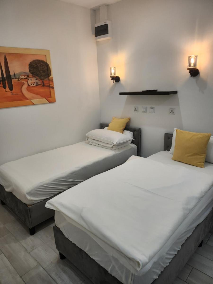 Restaurant & Pension Peking - Housity