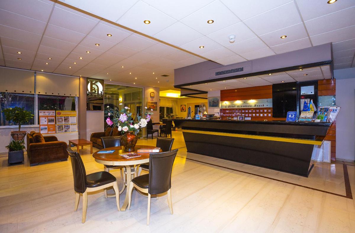 Kyparissia Beach Hotel - Housity
