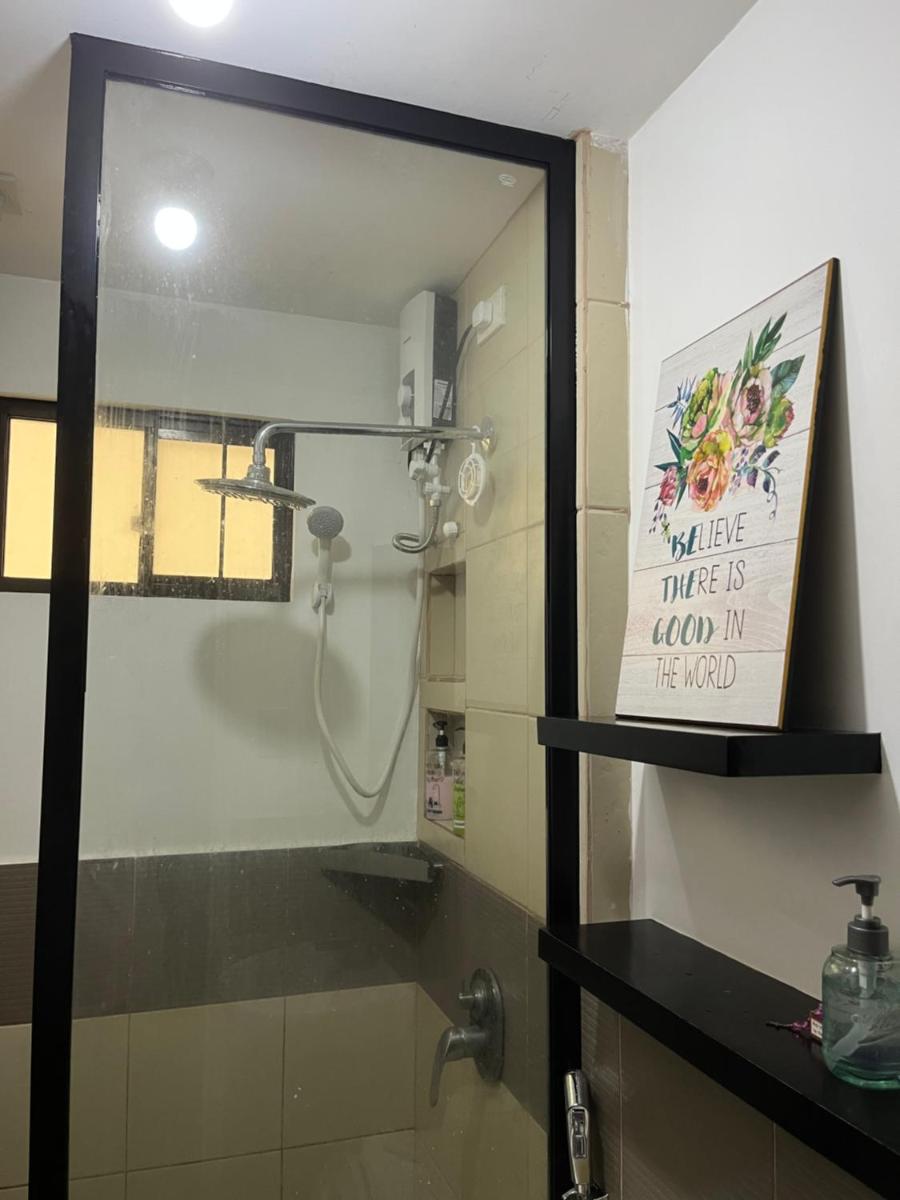 Lovely condo with pool and “netflix and chill” - Housity