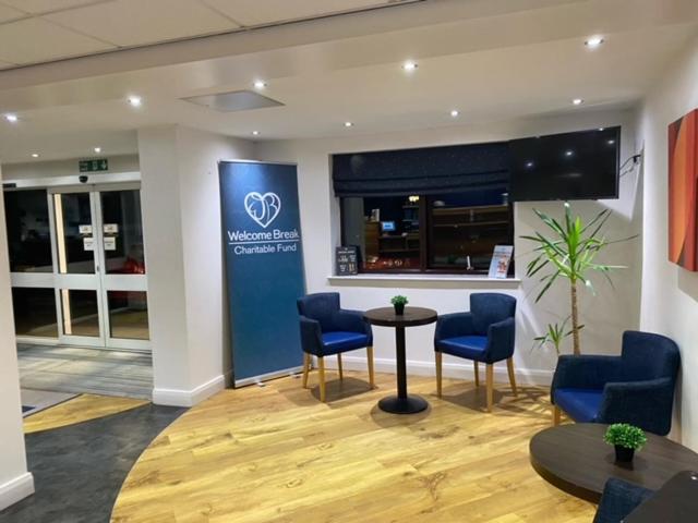 Days Inn Corley NEC - M6 - Housity