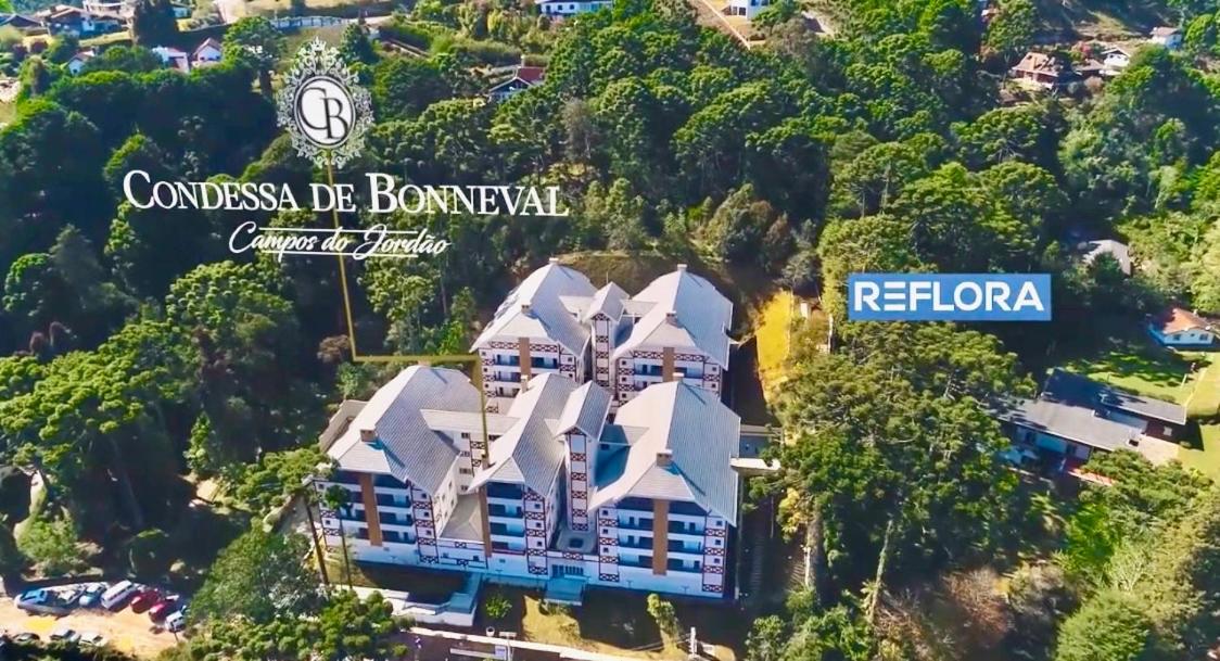 Suitetrails - UM OÁSIS EM CAMPOS - Lindo e Novo Ap - Próx a Capivari e ao lado da Fonte Simão - com Varanda, Lareira&Calefação - UNIDADE COM VISTA PRIVILEGIADA PARA A FONTE
