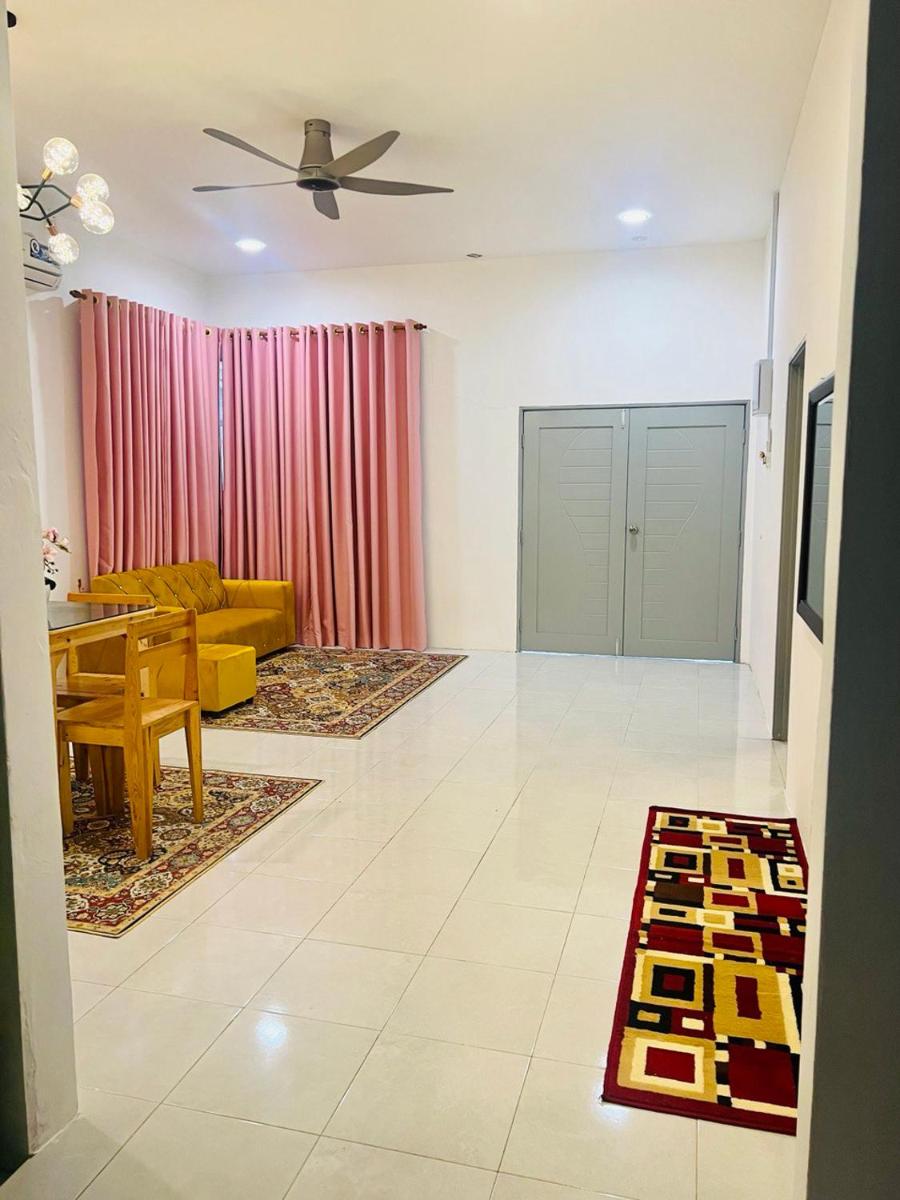 Hayyan Homestay Kuala Lipis - Housity