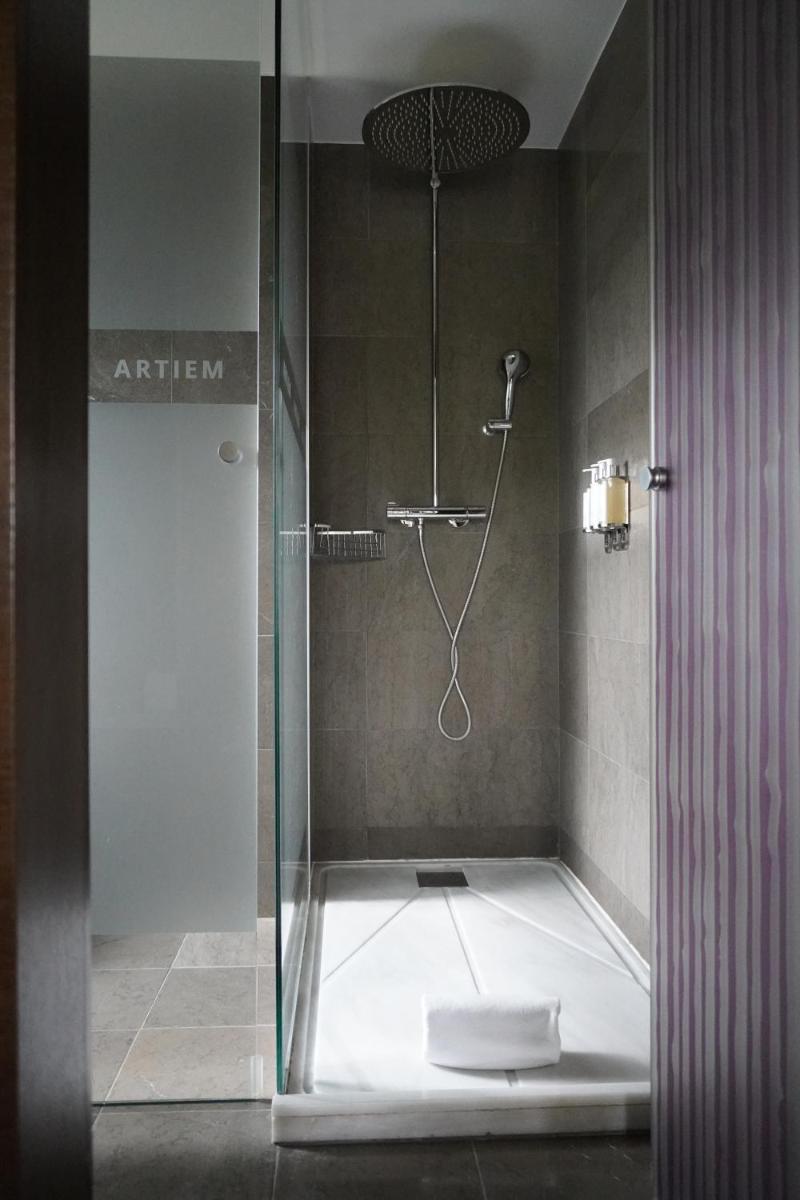 Un baño de ARTIEM Asturias