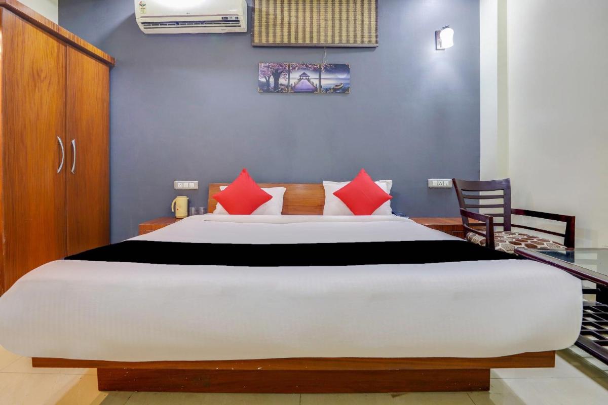Collection O Hotel Ambrosia - Housity