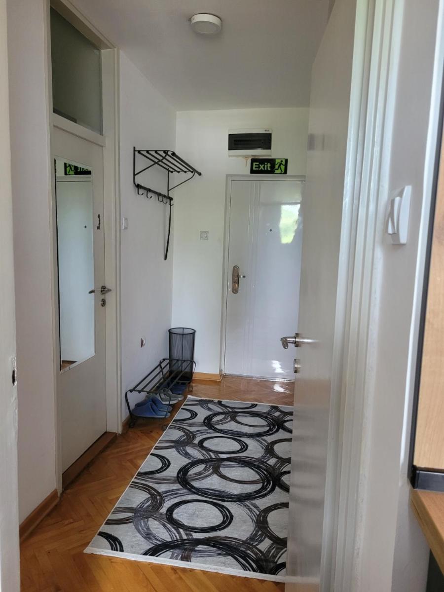 Community Park Apartment - Housity