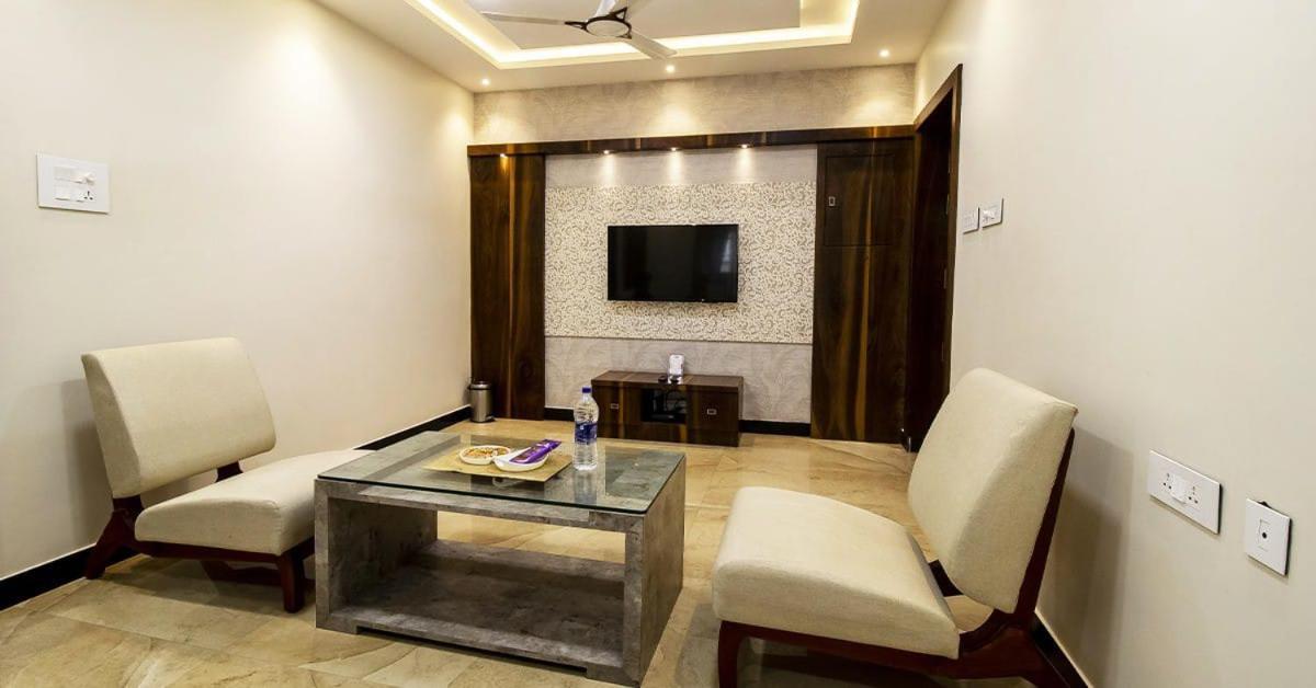 Suitetrails - SR BOUTIQUE STAY SERVICE APARTMENT