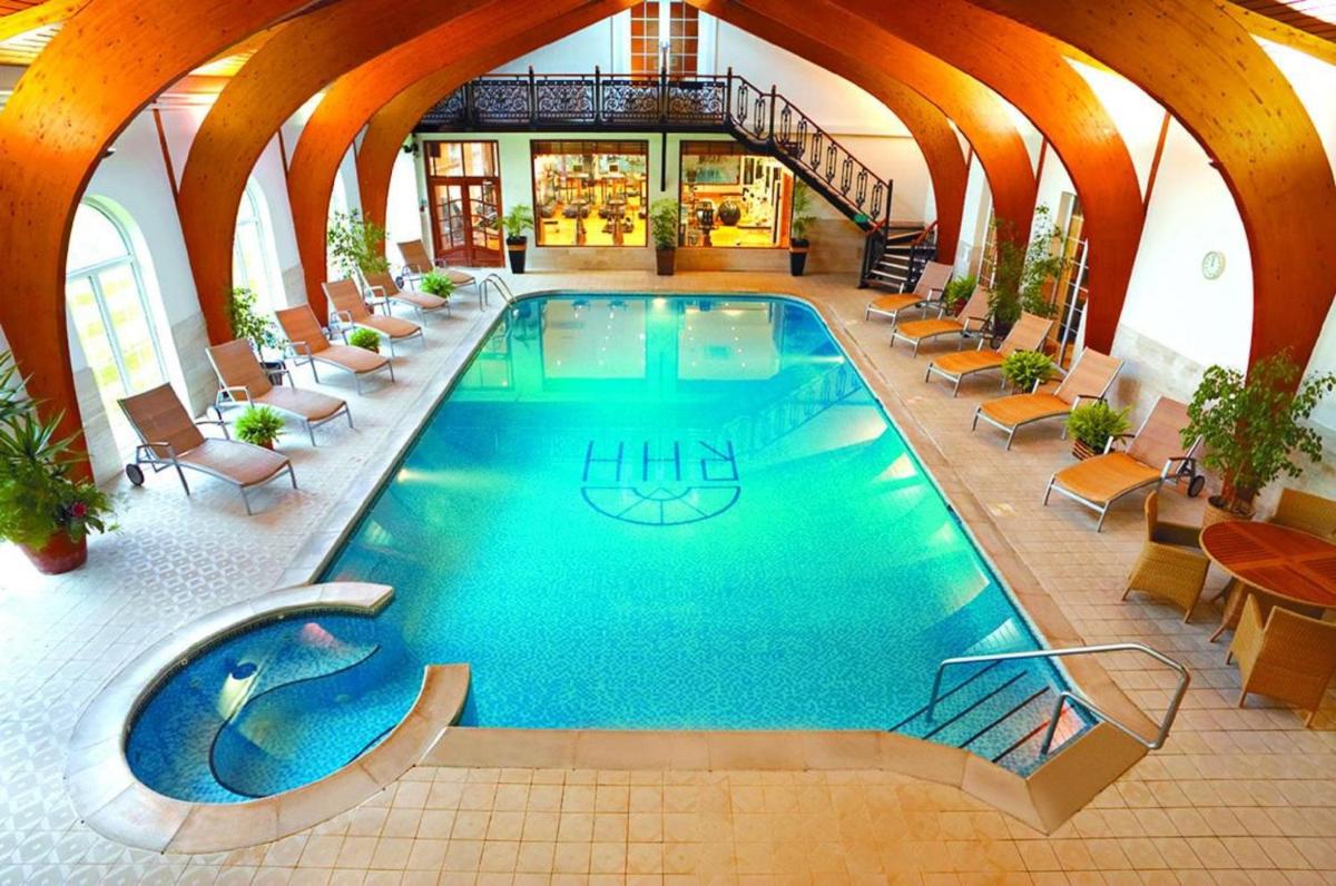 Rowton Hall Hotel and Spa - Housity