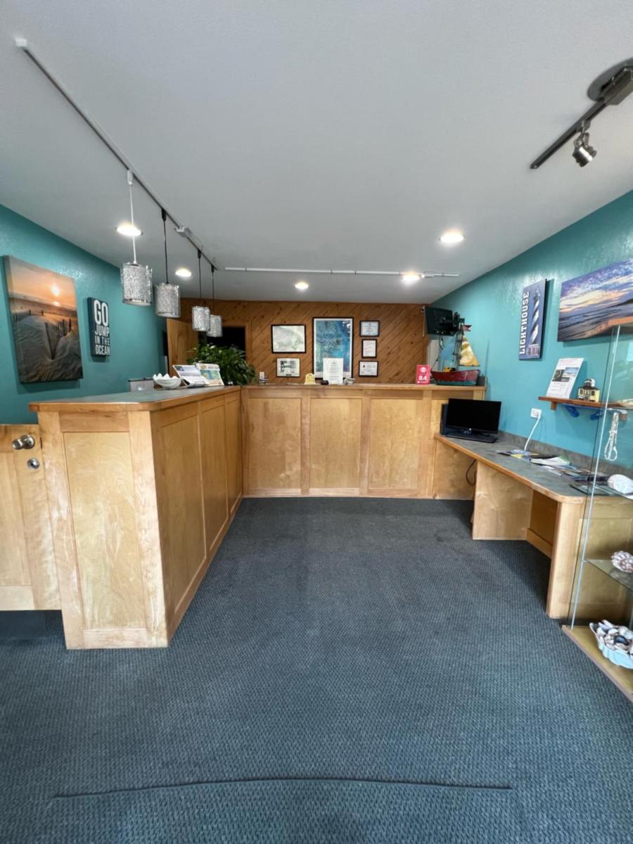 Cape Pines Motel - Housity