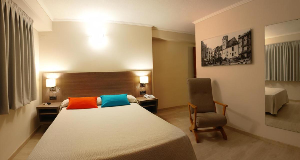 Hotel Avenida Plaza - Housity