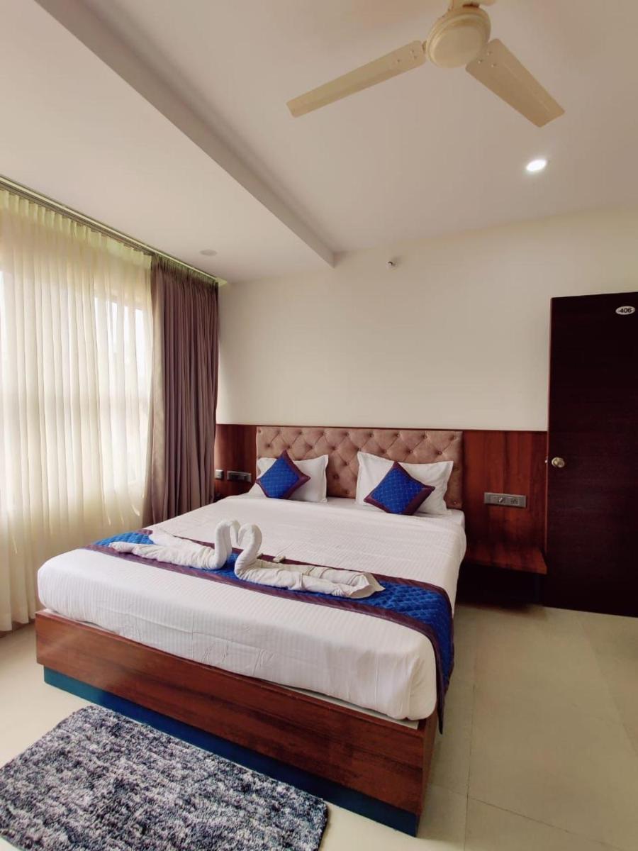 Hotel Royal Inn Lodge Dharwad - Housity
