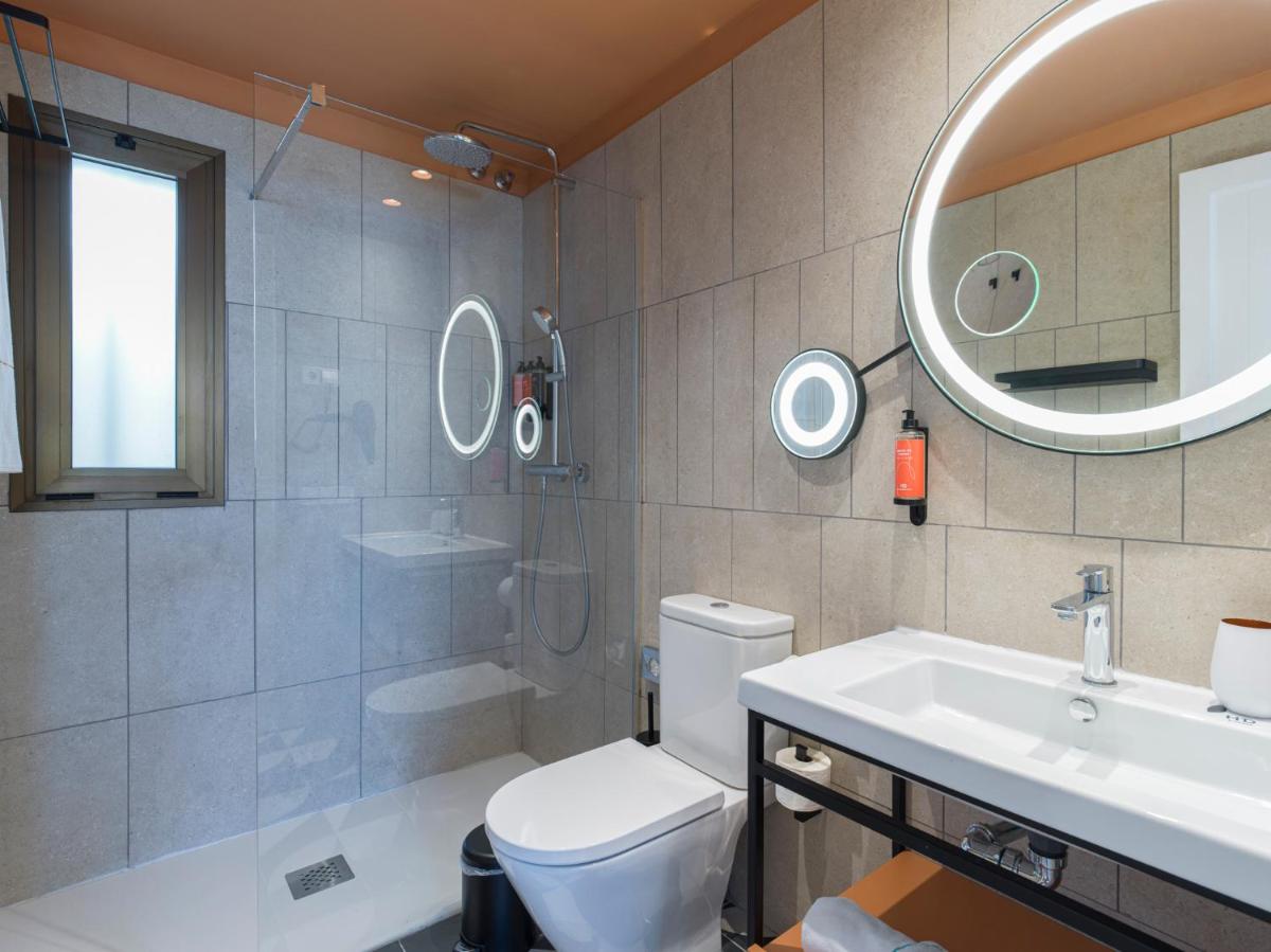 Un baño de HD Parque Cristobal Gran Canaria