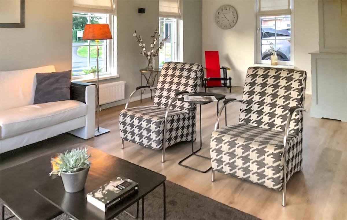 Amazing Home In Hoge Hexel With Kitchen - Housity