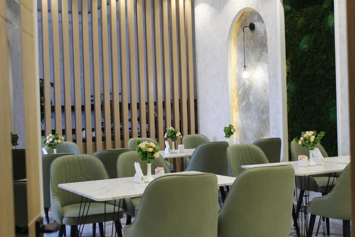 Hotel Shosh Modern - Housity