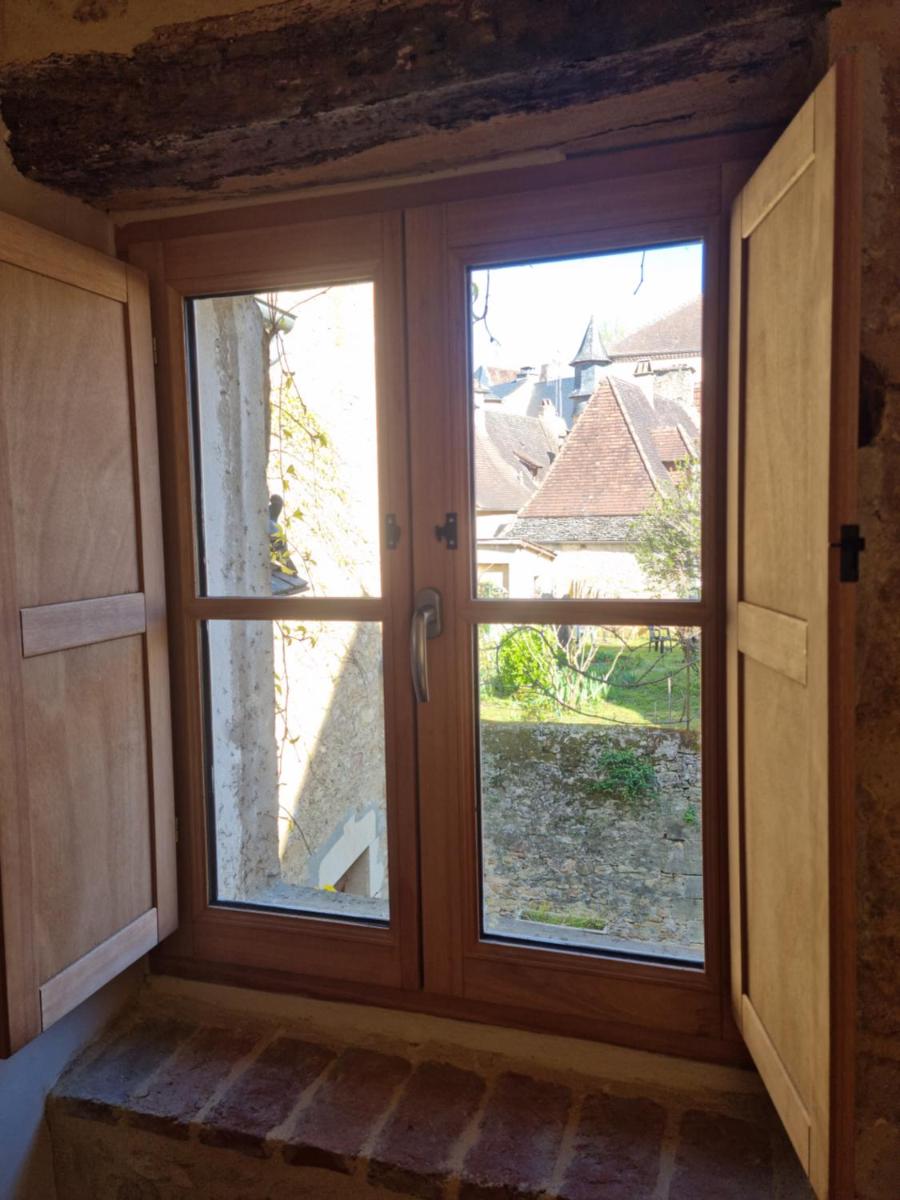 Maisonnette au Cœur de la cité Médiévale. - Housity