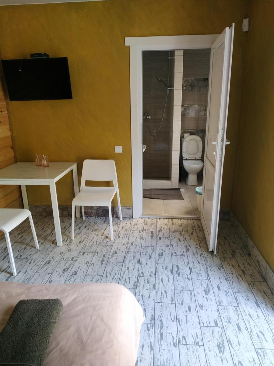 Svitiaz Griada - Housity