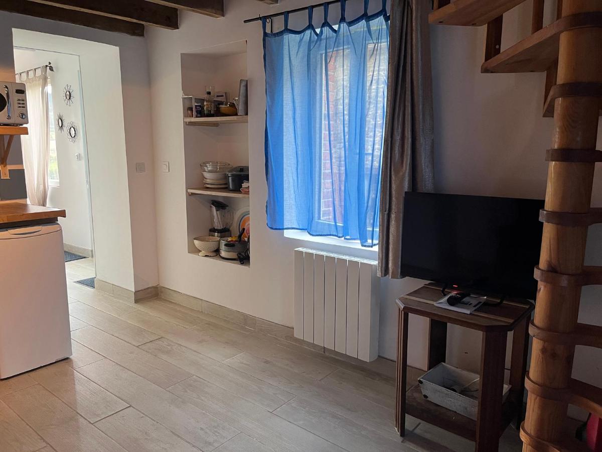 Maison independante pour 2 tout inclus Tiny House for 2 all included - Housity