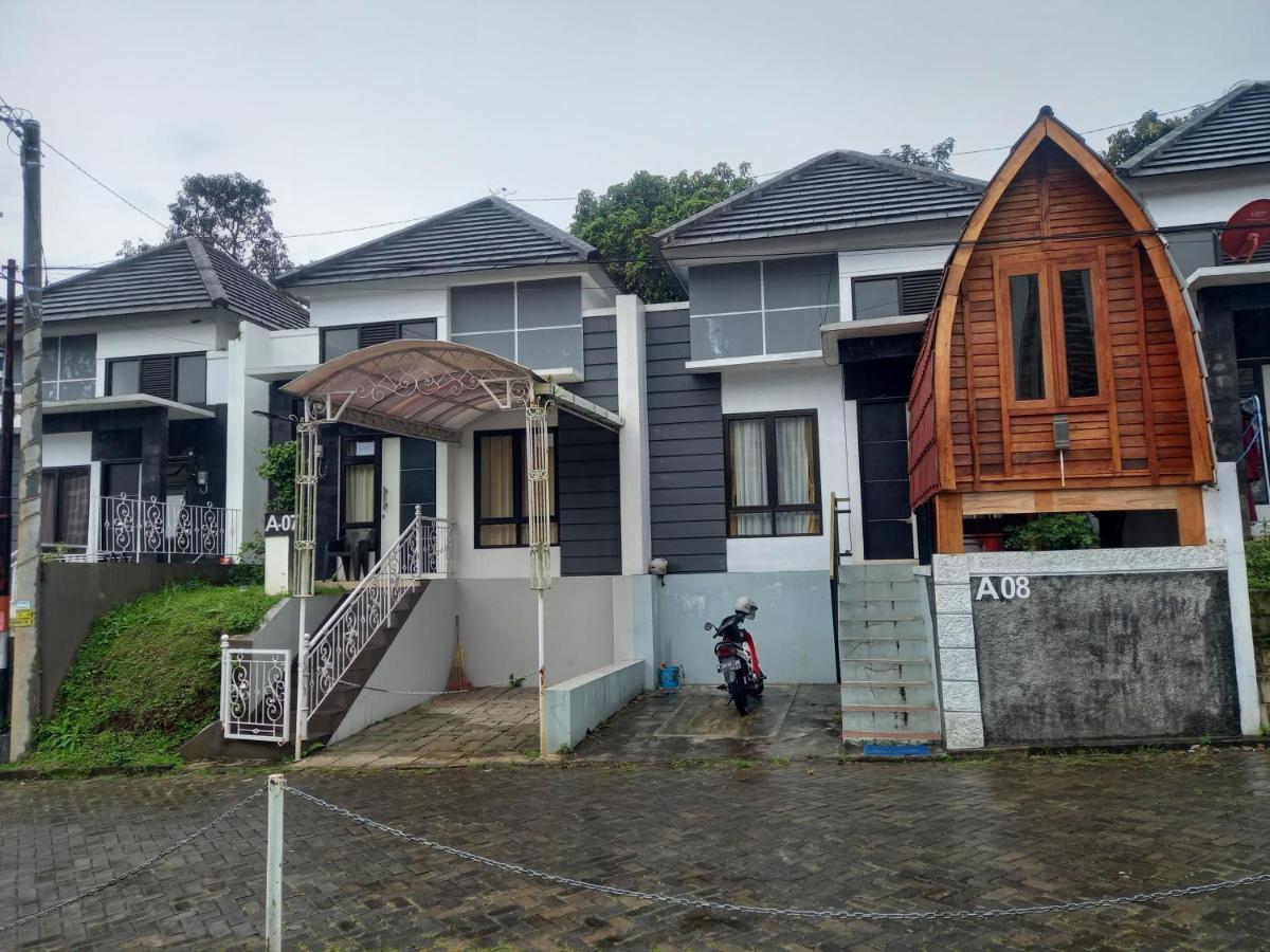 Suitetrails - Homestay PESONA BANDUNGAN