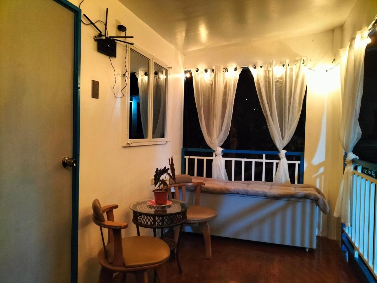 Casa Santorini - Private Resort with easy access to Hundred Island - Housity