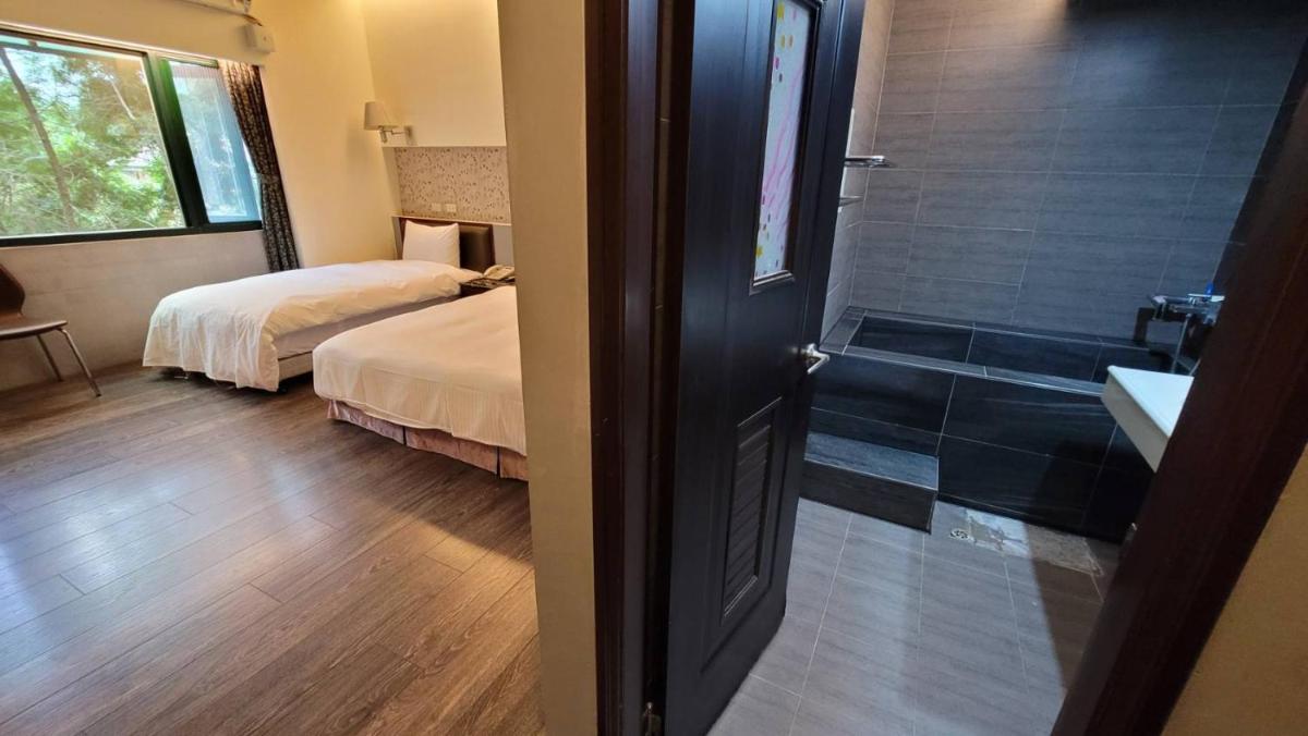 Xiang Ting - Housity