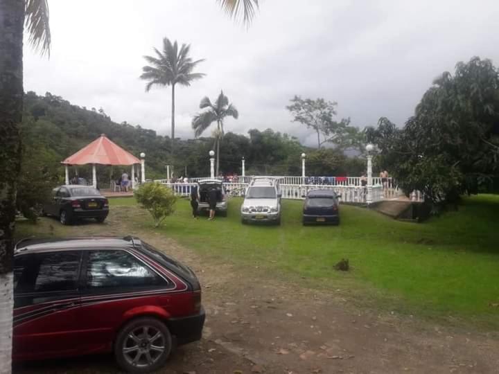 Cabañas El Paraiso - Housity