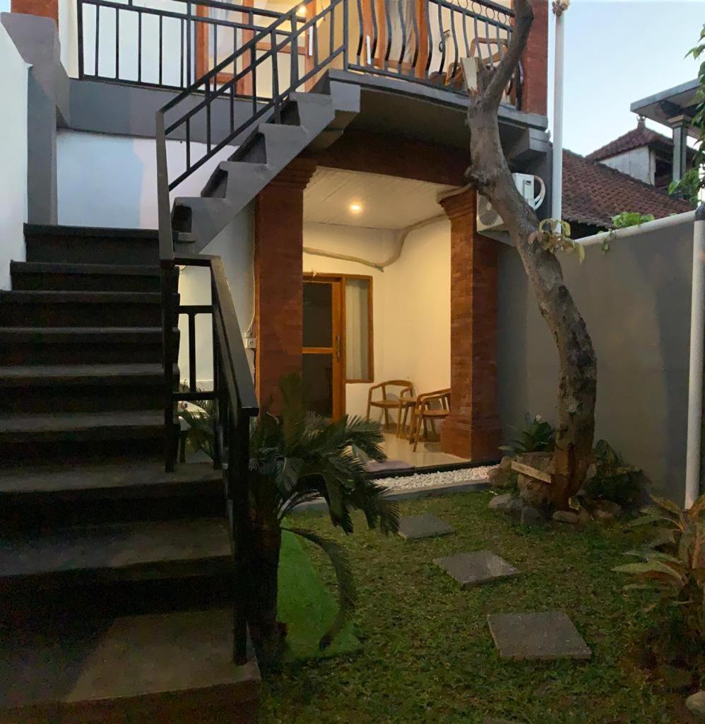 NIKI GUEST HOUSE - Housity