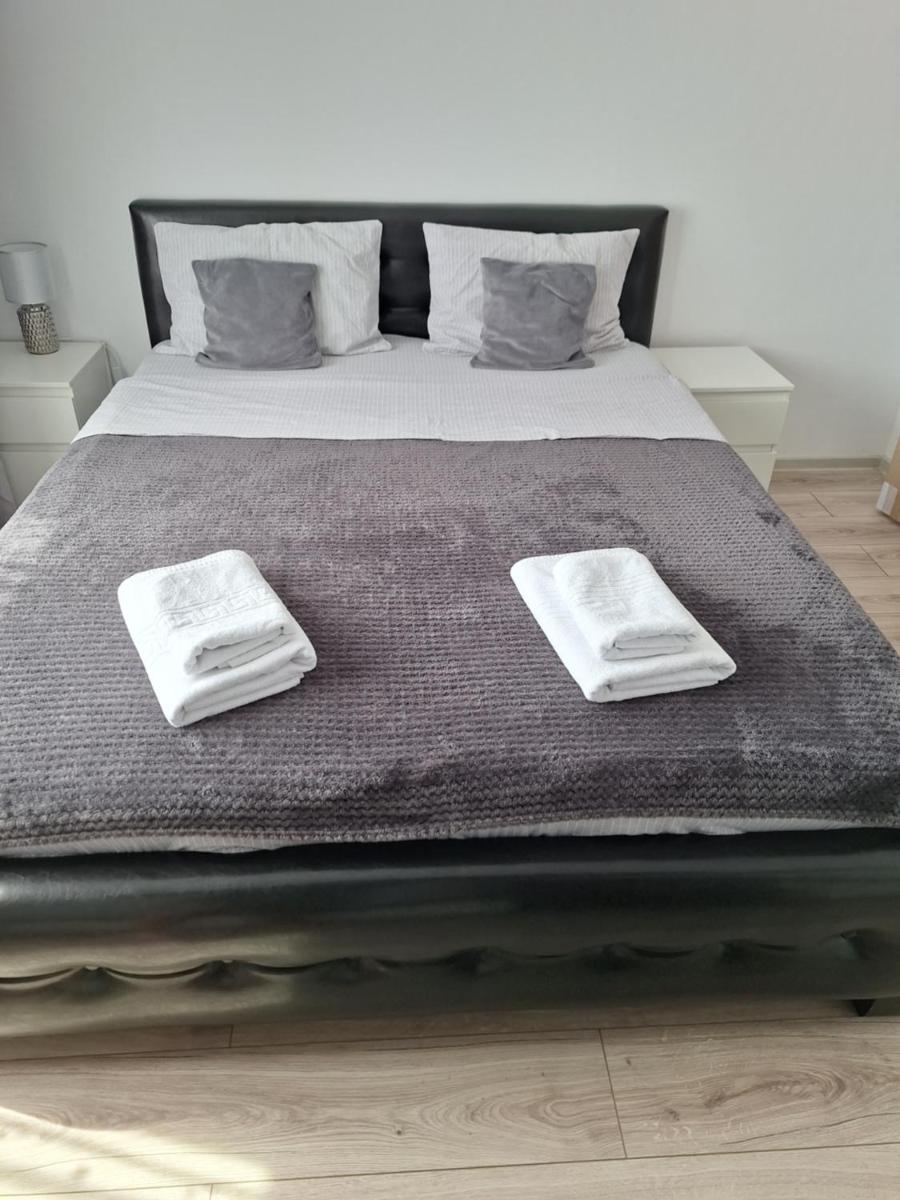 FARMEC Apartament - Housity