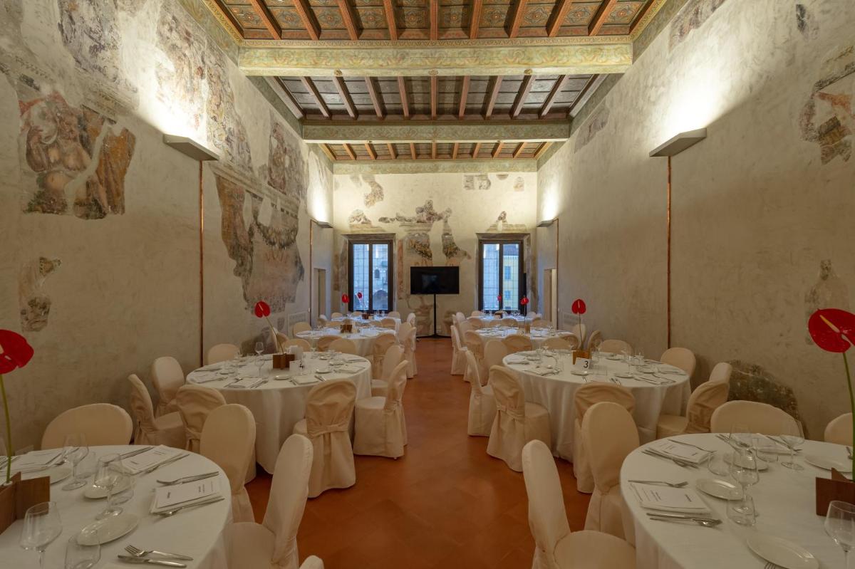 Cà Uberti Palace Hotel, MantegnaHotels - Housity